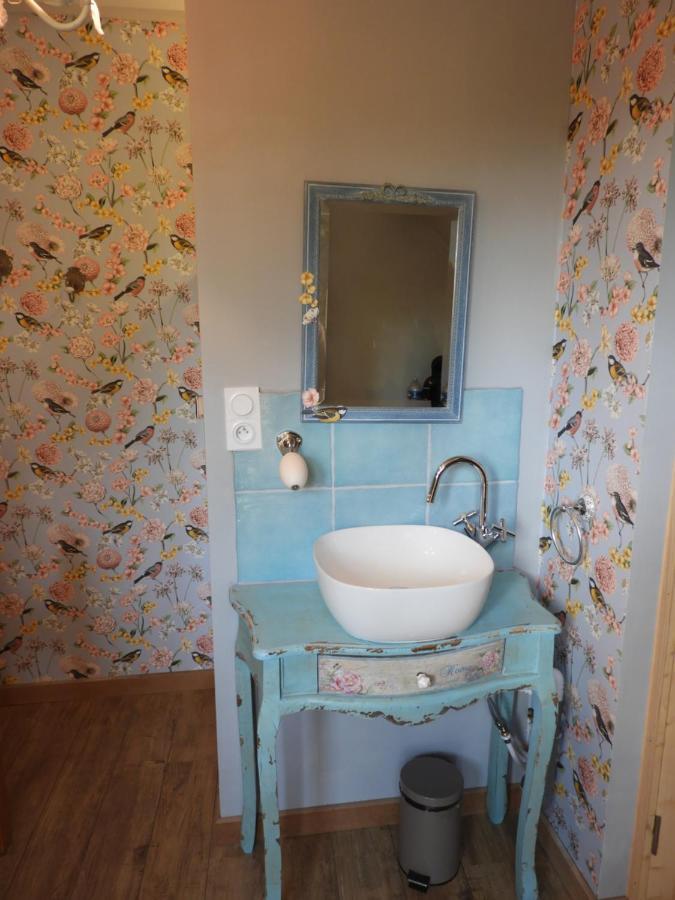 Le Pigeonnier Apartamento Rousies Exterior foto
